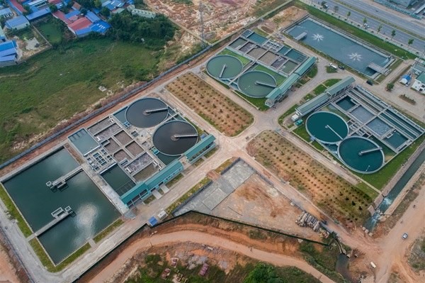 Natri Photphat được sử dụng để làm mềm nước và điều chỉnh độ pH trong xử lý nước thải