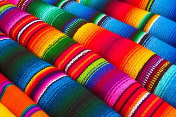 Phèn nhôm có chất kết dính màu sắc hiệu quả trong quá trình nhuộm vải