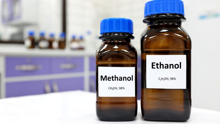 Vai trò Methanol trong sản xuất axit axetic 